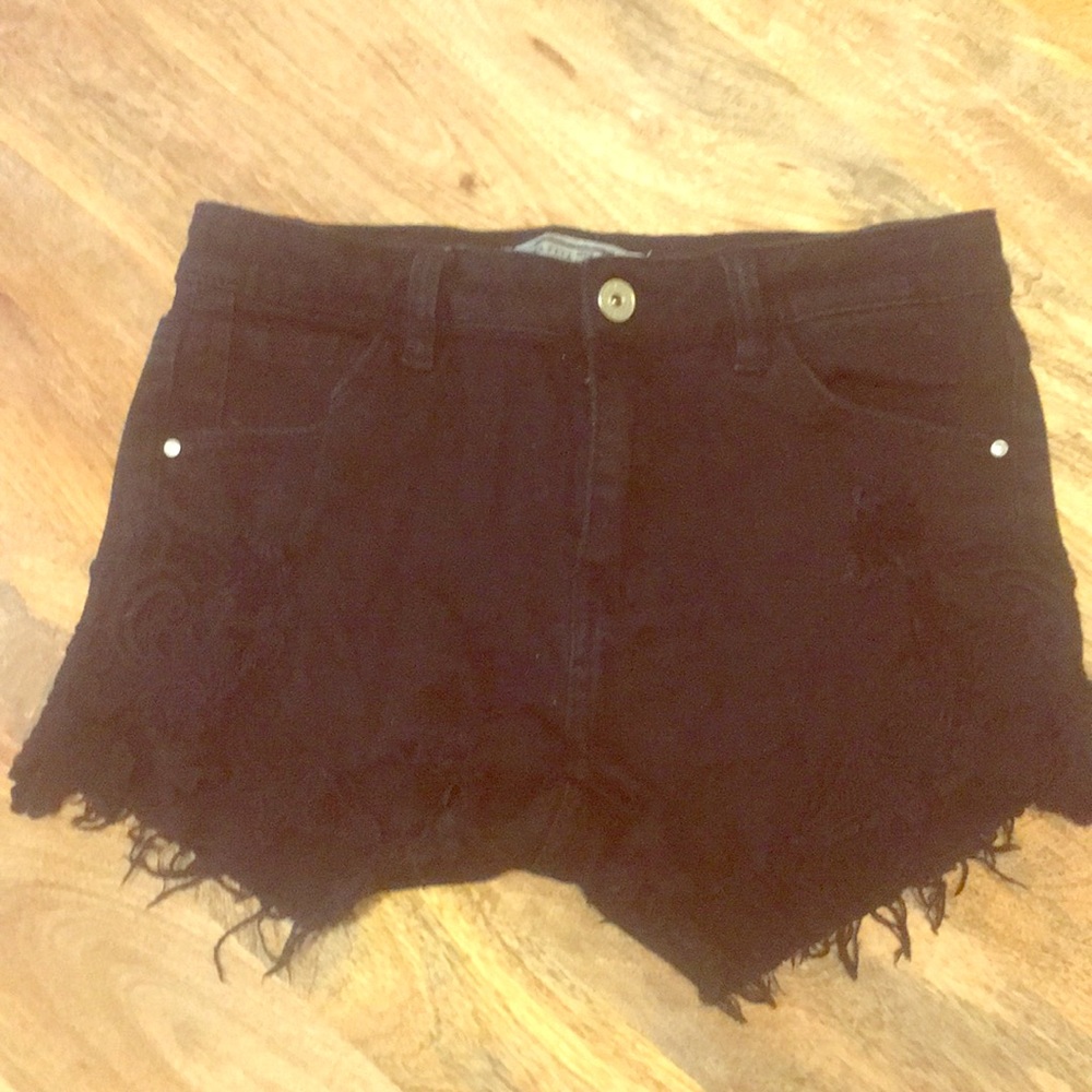 🖤Papaya Black jean shorts — UGA GAMEDAYS 🖤